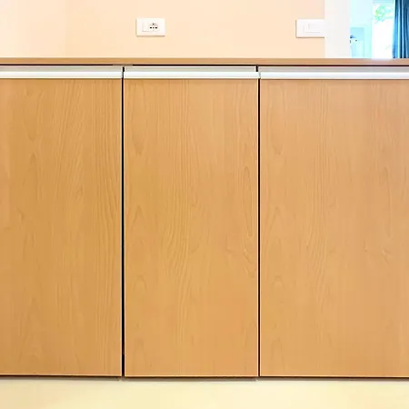 Promo Price September - By The Sea Apartmán Golem (Tirana)