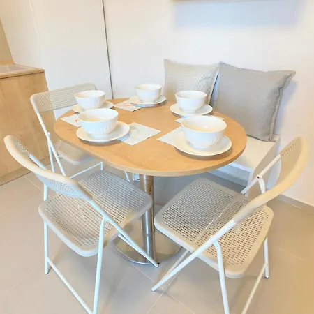 Promo Price September - By The Sea Apartmán Golem (Tirana)