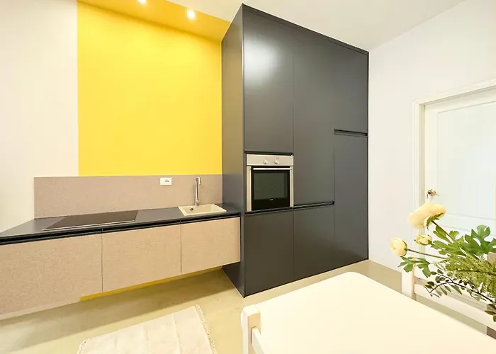 Promo Price September - By The Sea Apartman