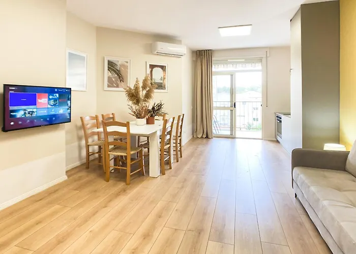 Promo Price September - By The Sea * Golem (Tirana)